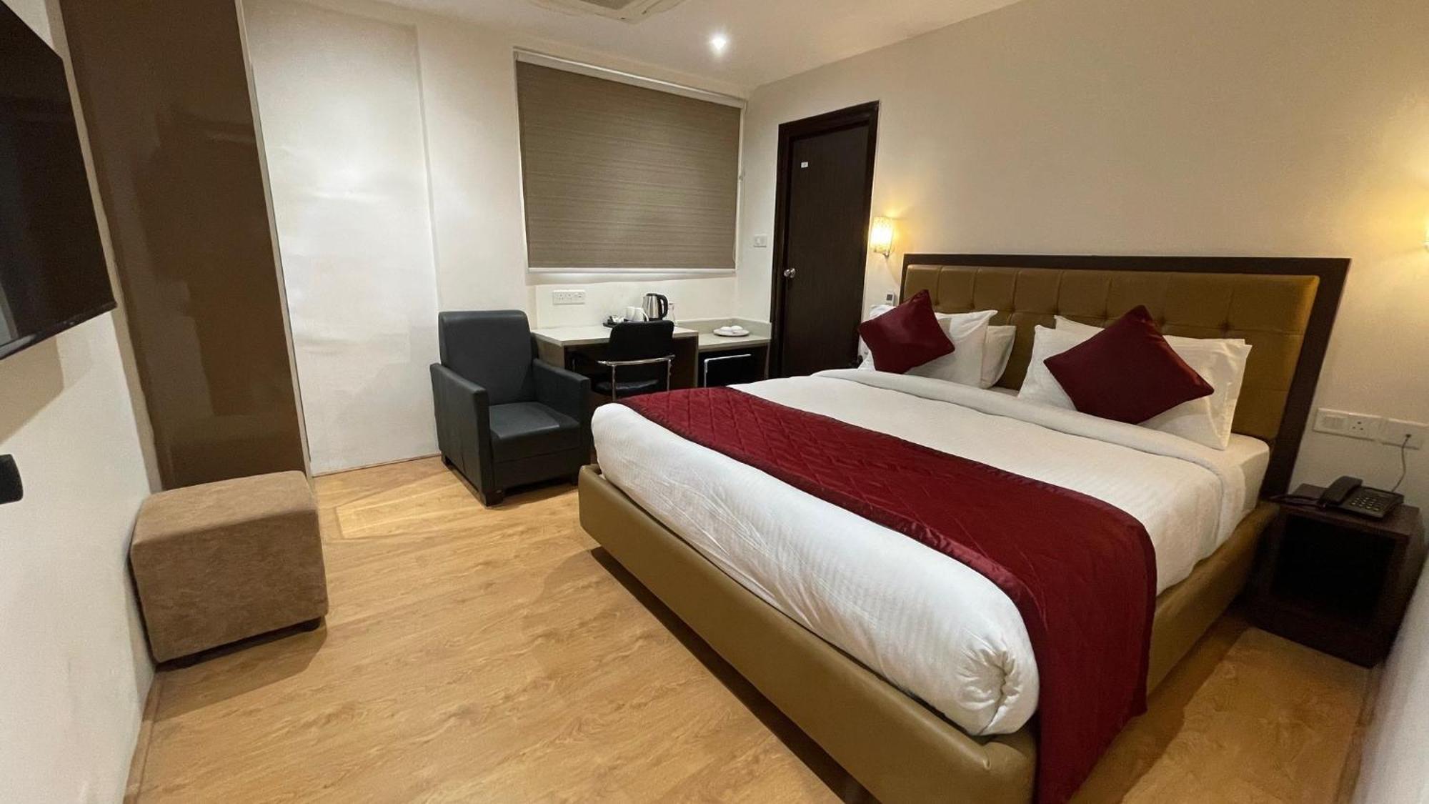 Hotel Silver Cle Хидерабад Екстериор снимка